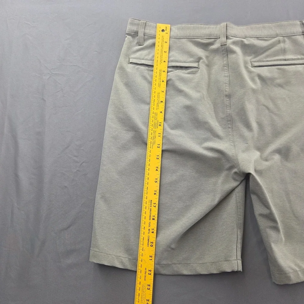 Hurley Mens 38 Gray Green Hybrid Flat Front Bermuda Shorts